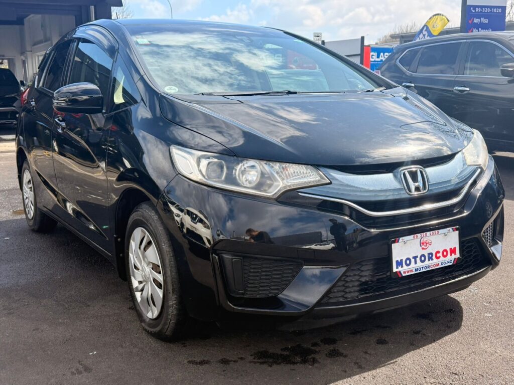 front side view of 2014 Honda Fit