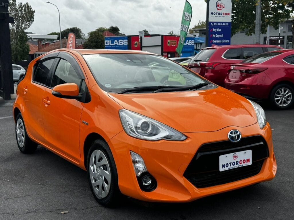 2016 Toyota Aqua S used car