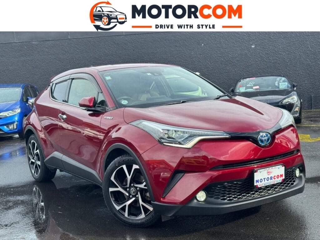 used 2017 Toyota C-HR G front side view