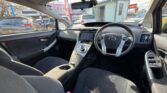 front inside view of 2013 Toyota Prius