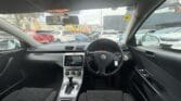 2006 Volkswagen Passat front seats view