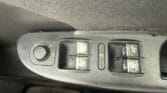 2006 Volkswagen Passat window buttons