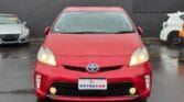 front view of 2013 Toyota Prius S
