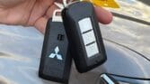 two smart keys view of 2015 Mitsubishi Outlander 20G