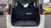 2016 Nissan Serena open trunk view