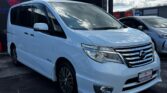 used 2014 Nissan Serena front side view