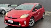 2013 Toyota Prius S front side view