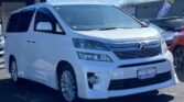 front side view of 2014 Toyota Vellfire