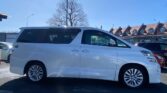 full side view of 2014 Toyota Vellfire