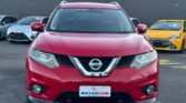 front view of 2016 Nissan X-Trail