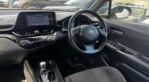 front inside view of 2018 Toyota C-HR