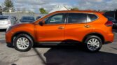 full side view of used 2018 Nissan X-Trail 20XI HYBRID