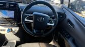 front inside view of 2018 Toyota Prius