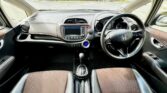 2012 Honda Shuttle front seats view