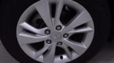 alloy wheel view of 2016 Honda Vezel