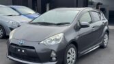 2014 Toyota Aqua front side view