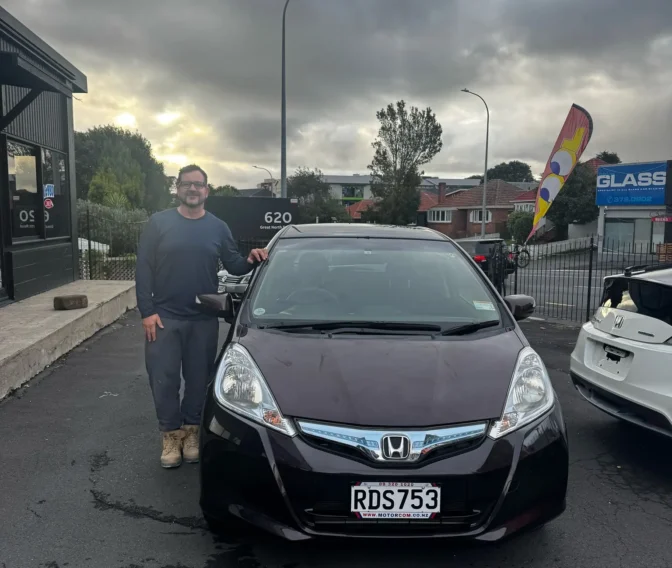 MotorCom_Happy_Customer_41