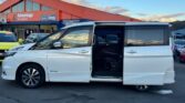 2017 Nissan Serena open door view