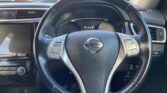 steering wheel view of 2016 Nissan X-Trail 20XT