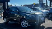 2014 Honda Vezel front side view