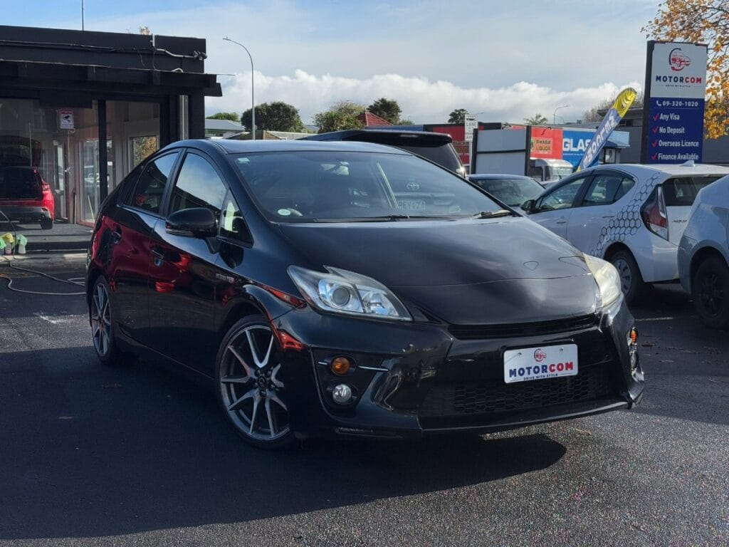 front side view of 2012 Toyota Prius