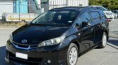 2010 Toyota Wish front side view