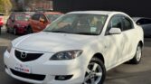 2006 Mazda Axela front side view