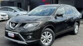 front side view of 2017 Nissan X-Trail