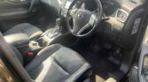 2017 Nissan X-Trail front seats view