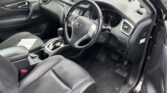 front seats view of 2016 Nissan X-Trail