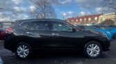 full side view of 2016 Nissan X-Trail