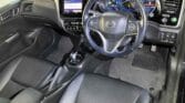 2017 Honda Grace steering wheel view