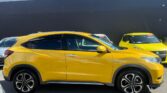 full side view of 2018 Honda Vezel