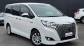 front side view of used 2018 Toyota Esquire