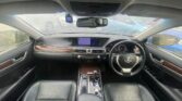 front inside view of 2013 Lexus GS 450h