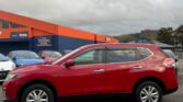 full side view of 2015 Nissan X-Trail