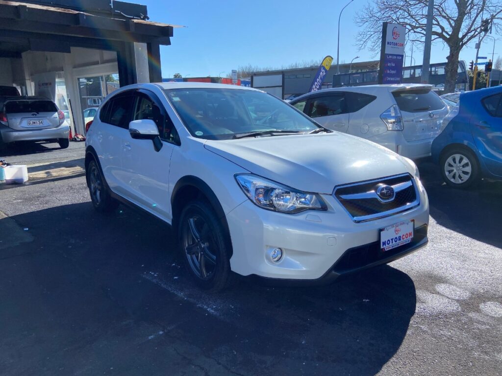 front side view of 2014 Subaru XV