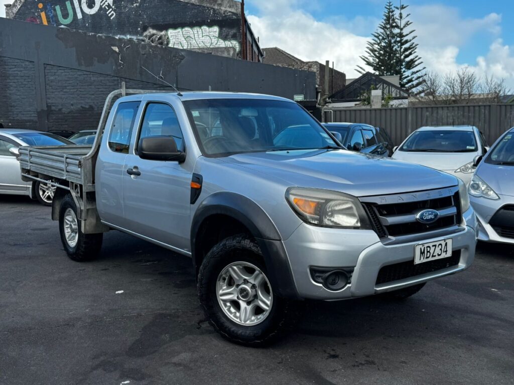 front side view of 2010 Ford Ranger