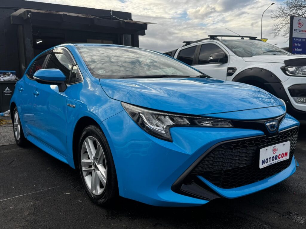 side view of 2018 Toyota Corolla