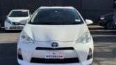 front view of 2014 Toyota Aqua