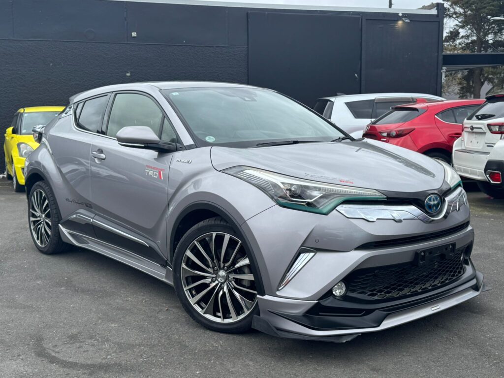 side view of 2017 Toyota C-HR