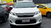 front view of 2014 Toyota Harrier