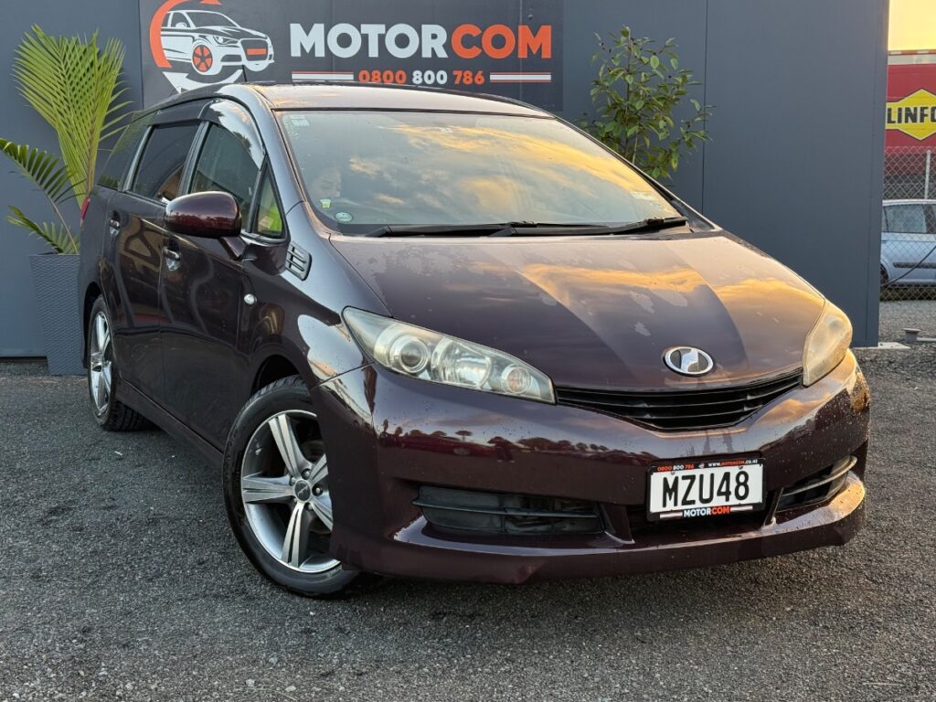 2011 Toyota Wish Side View