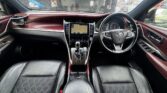 front seats view of used 2014 Toyota Harrier