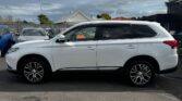 full side view of 2016 Mitsubishi Outlander