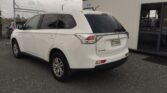used 2013 Mitsubishi Outlander back side view