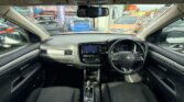 front seats view of 2016 Mitsubishi Outlander