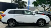 used 2016 Mitsubishi Outlander full side view