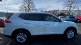 full side view of 2015 Nissan X-Trail
