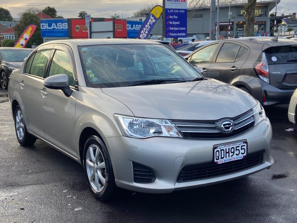 front side view of 2014 Toyota Corolla